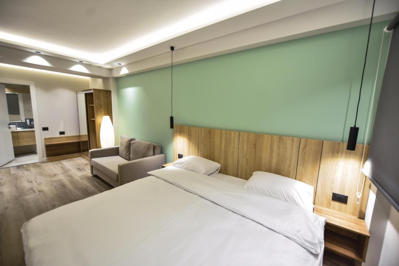 Baron Boutique Hotel Yerevan Luaran gambar