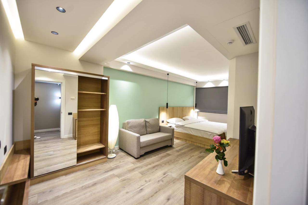 Baron Boutique Hotel Yerevan Luaran gambar