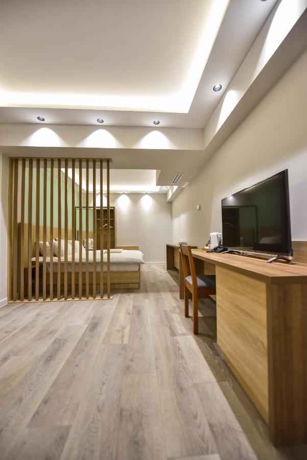 Baron Boutique Hotel Yerevan Luaran gambar
