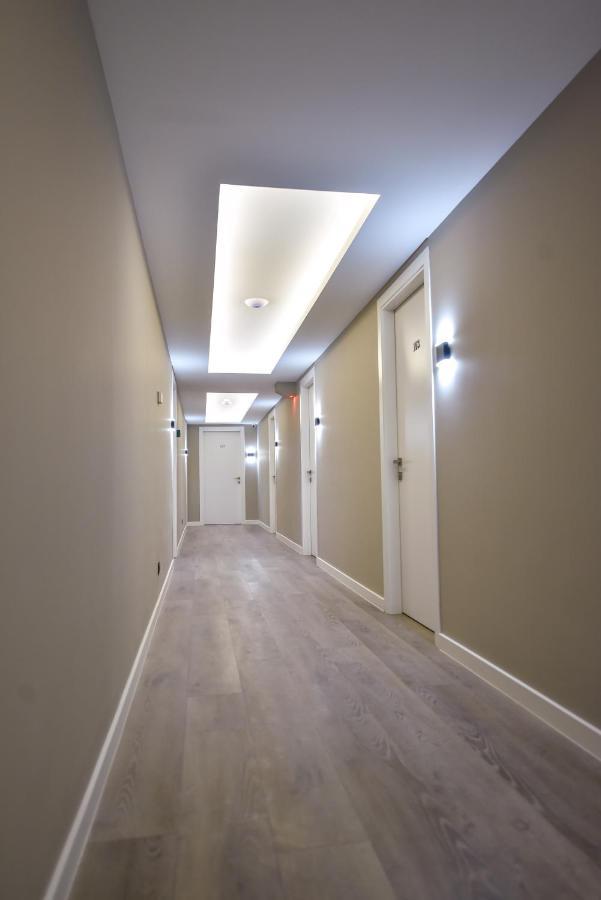 Baron Boutique Hotel Yerevan Luaran gambar